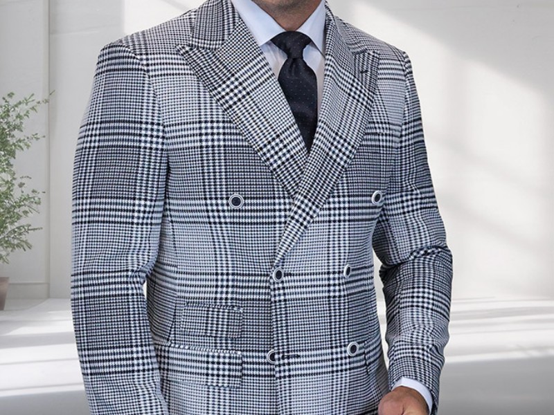 DOUBLE BREASTED SUITS